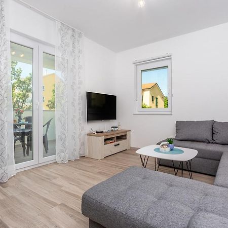 Kvarner Bay 4* - Apartments 1 & 3 Rijeka Exterior photo