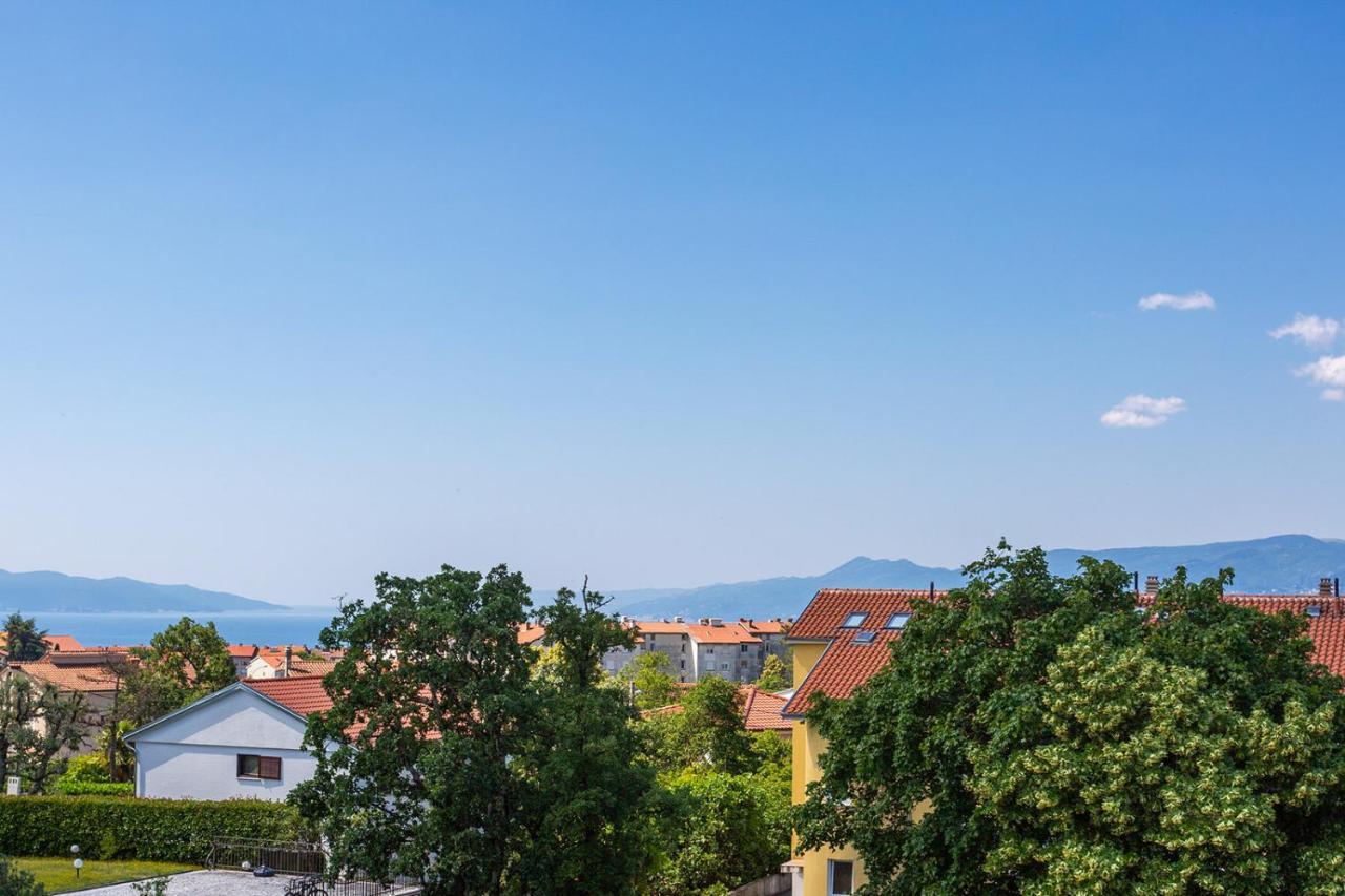Kvarner Bay 4* - Apartments 1 & 3 Rijeka Exterior photo